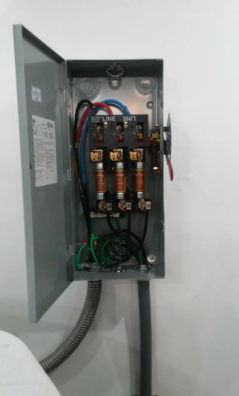 Three-phase disconnect switch installed for Electrical Wiring & Rewiring in Bella Vista